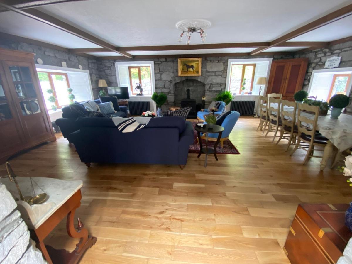 Salmon Weir Lodge Cong Ngoại thất bức ảnh