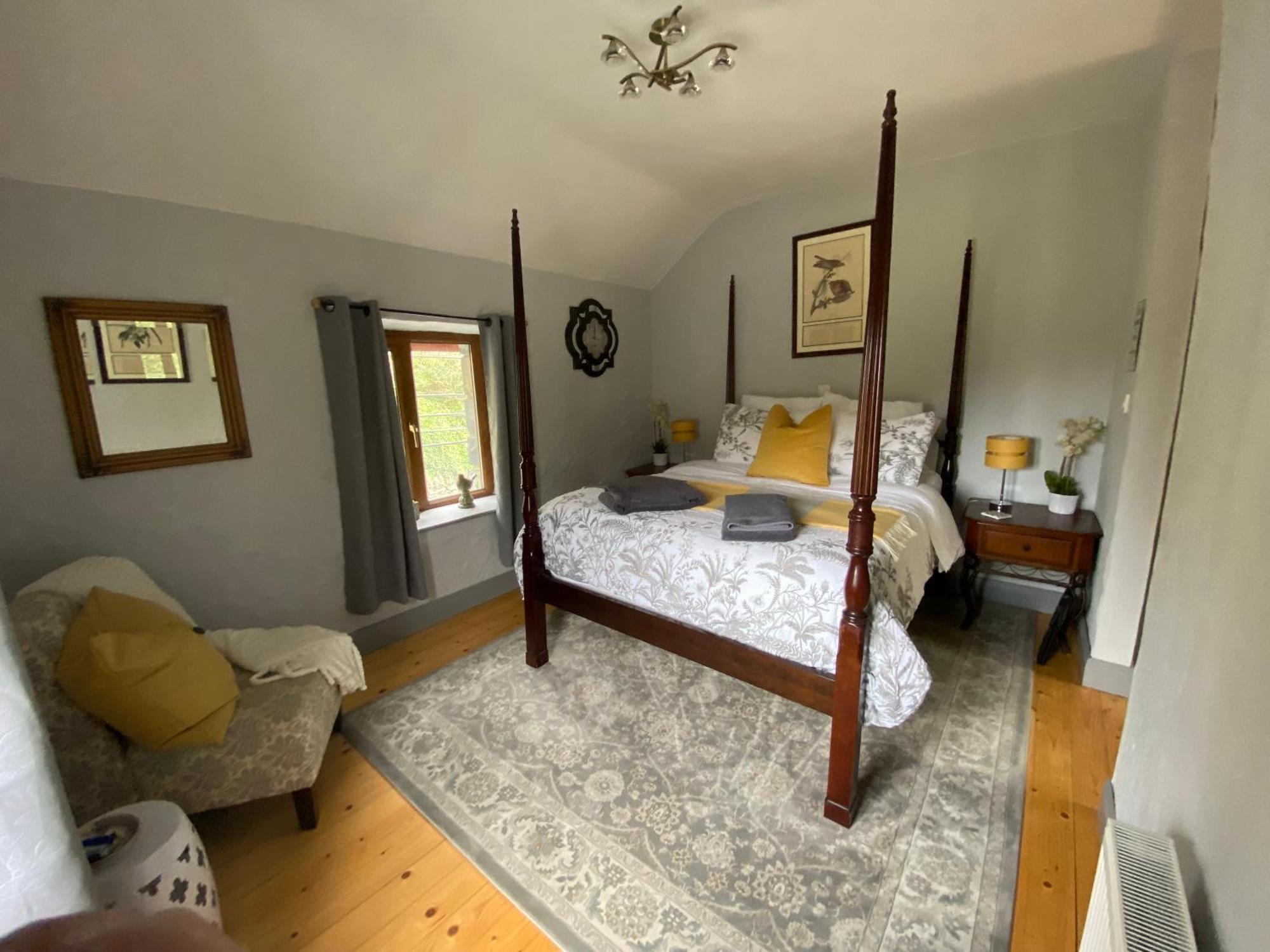 Salmon Weir Lodge Cong Ngoại thất bức ảnh